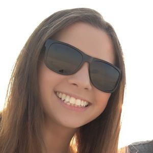 Meet your Posher, Victoria